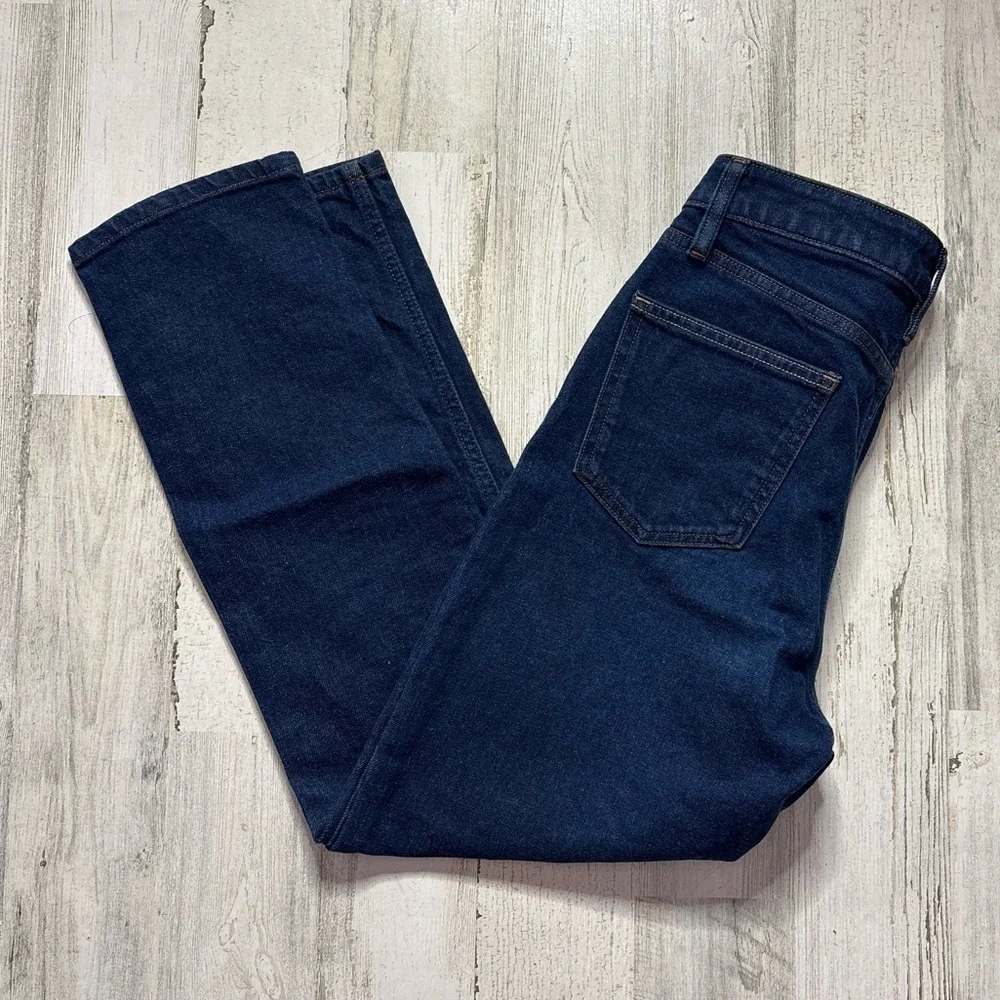 Patagonia Dark Wash Straight Jean Size 27